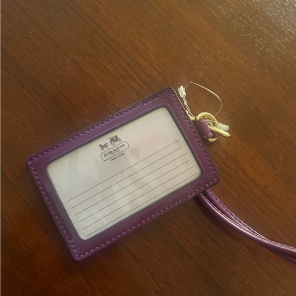 Coach Patent Purple ID Window Cardholder with Lanyard and Gold Heart Charm - Picture 2 of 3